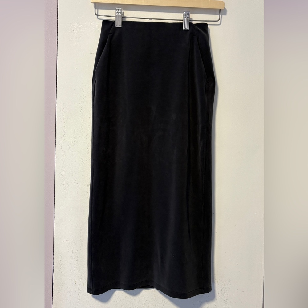 Lululemon Softstreme Black Midi Pencil Skirt